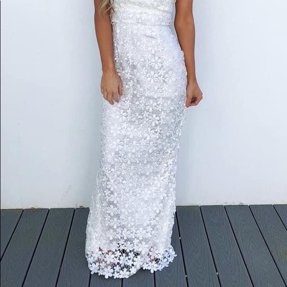 Beach Wedding Maxi - Picture 2 of 4
